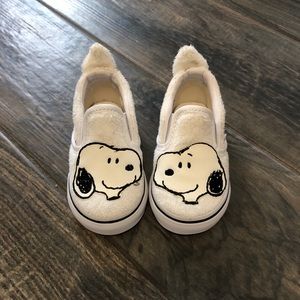 snoopy toddler vans